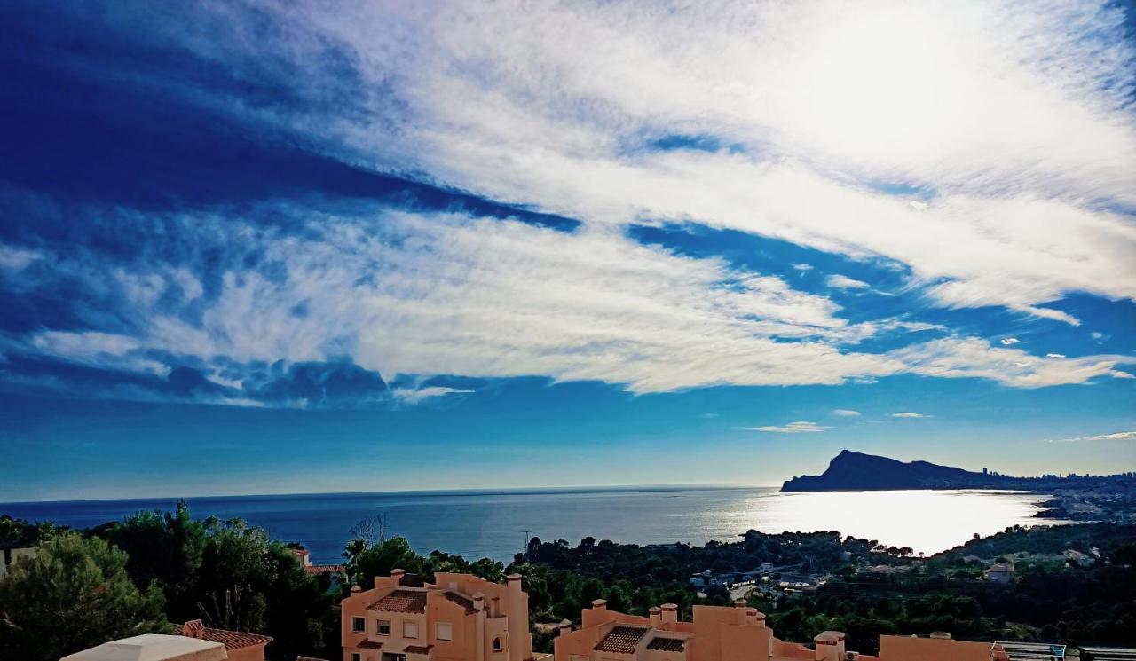Wonderful Seaviews Only Adults Apartment Altea Luaran gambar